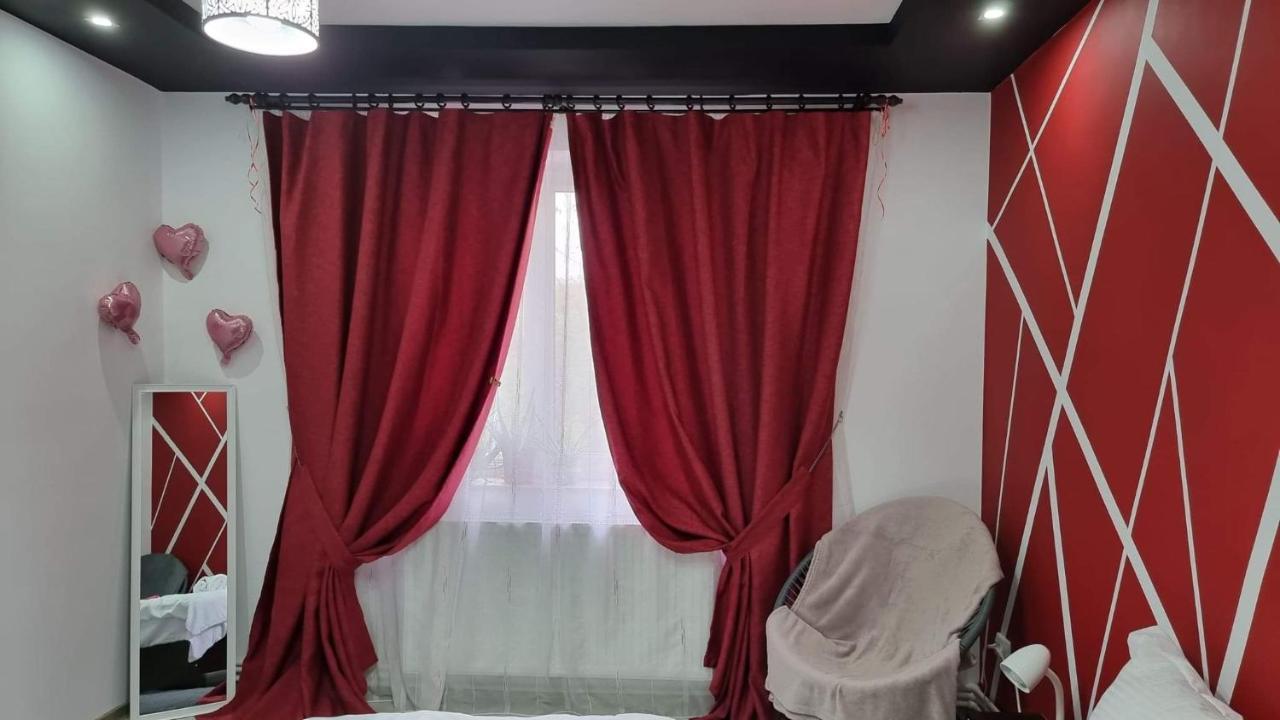 Ferienwohnung Studio Vale Hunedoara Exterior foto