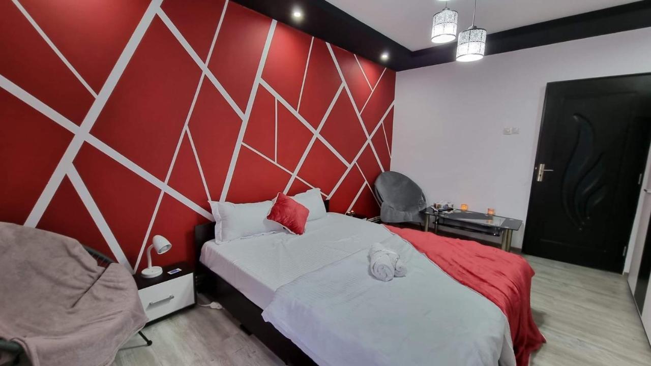 Ferienwohnung Studio Vale Hunedoara Exterior foto